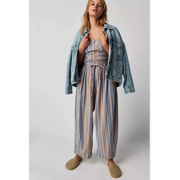 Free People Effortless Summer Smocked Jumpsuit Womens Medium Striped Strapless - Picture 2 of 16